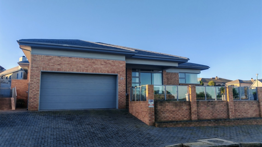 3 Bedroom Property for Sale in Monte Christo Western Cape